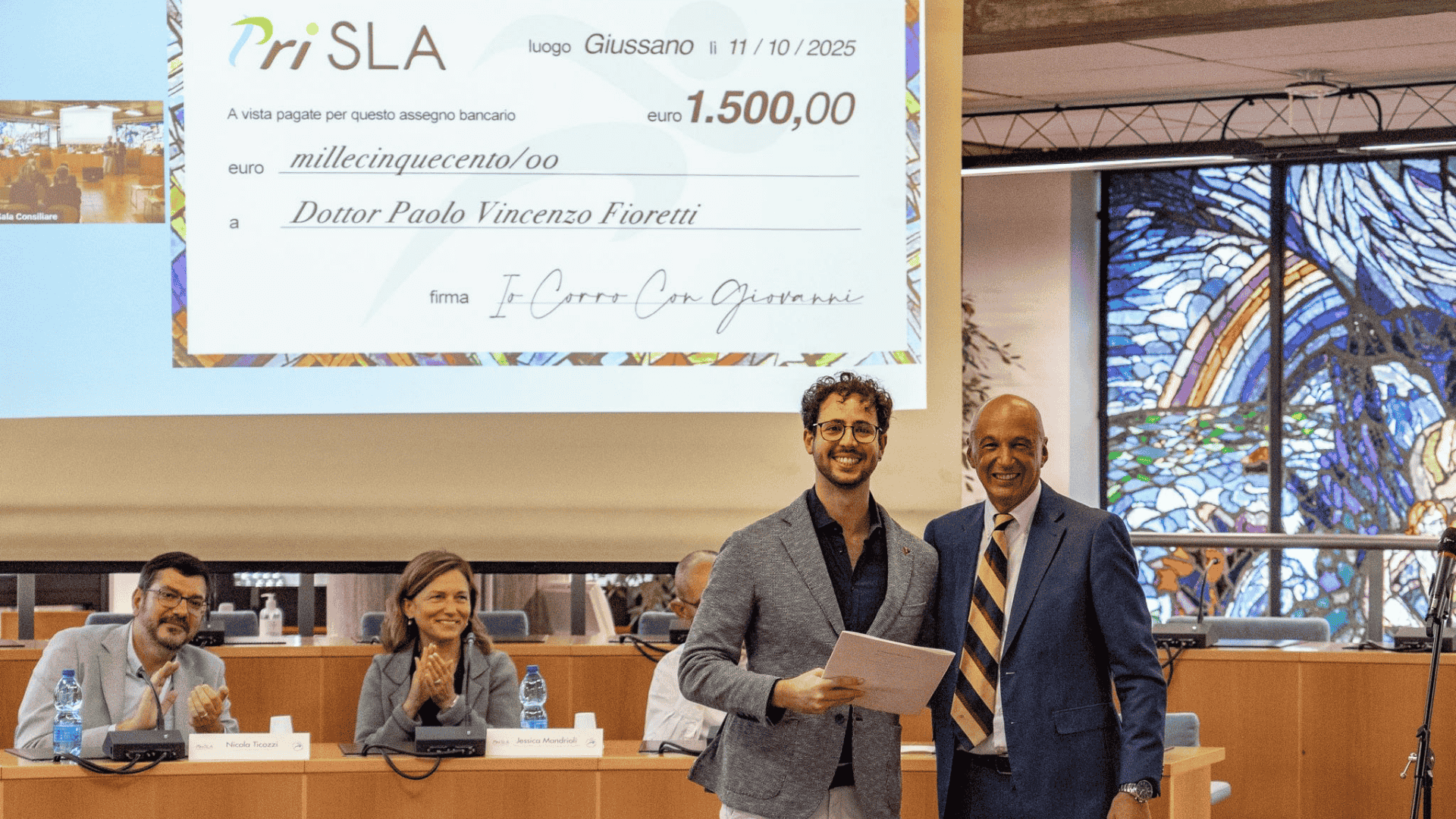 Paolo Vincenzo Fioretti e Gilberto Colombo durante la cerimonia di premiazione - Photo credits: Associazione Io Corro Con Giovanni Paolo Vincenzo Fioretti e Gilberto Colombo durante la cerimonia di premiazione - Photo credits: Associazione Io Corro Con Giovanni