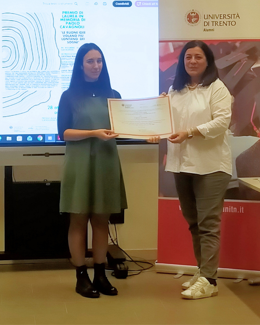 Cecilia Cavagnoli con la premiata Virna Zanini